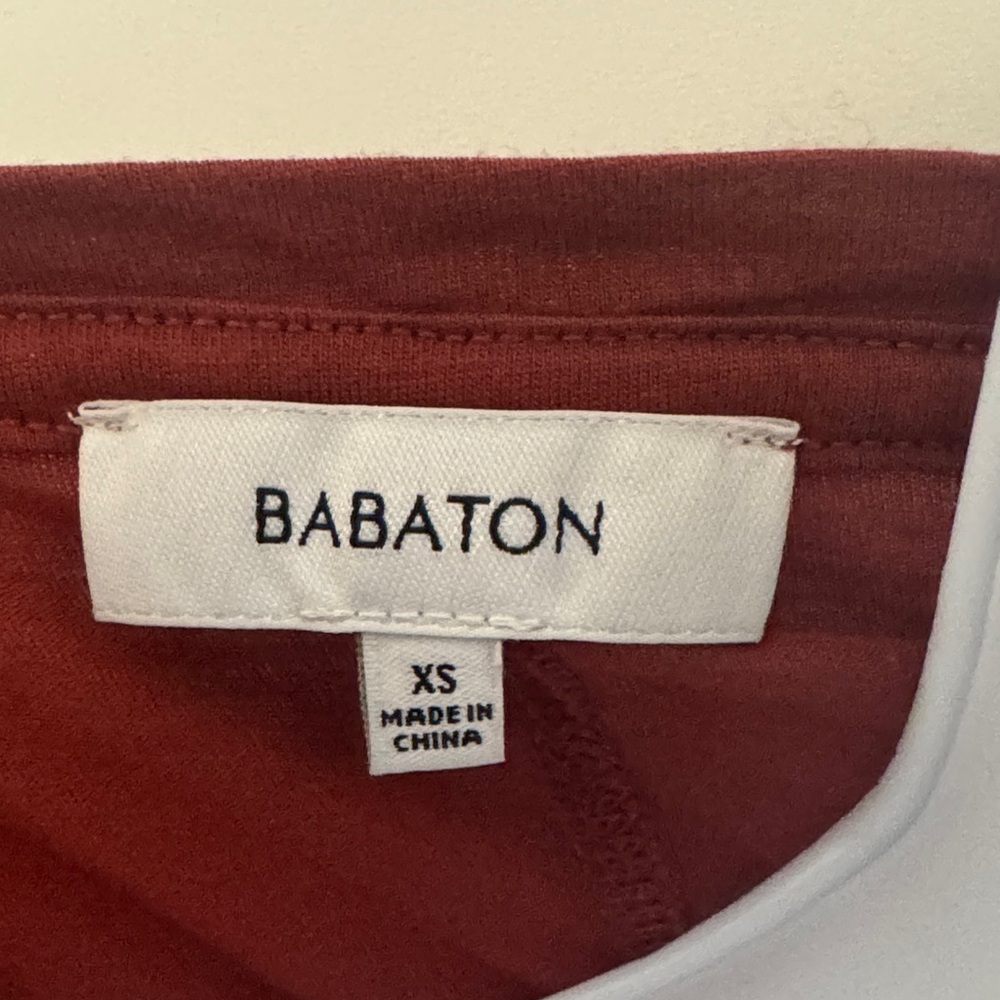 Babaton Scoop Neck Pocket Tee - Rust - Picture 5 of 7